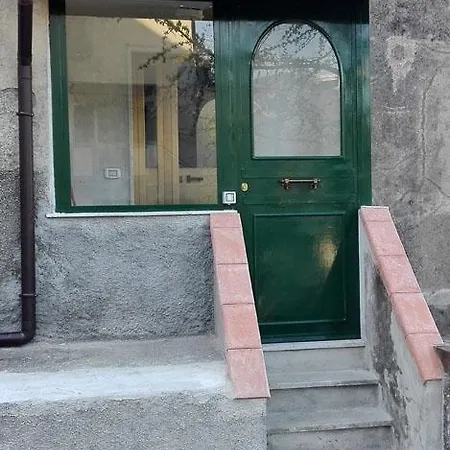 La Quiete アパート メーレ